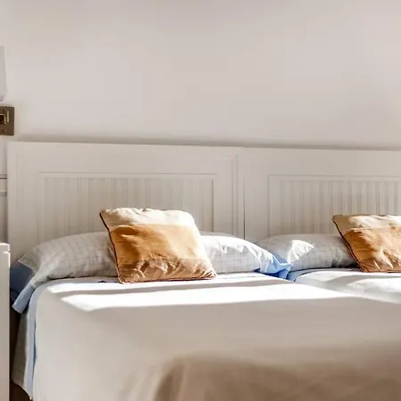 Bright Elegant 3bdr In Puerto Banus Μαρμπέλλα