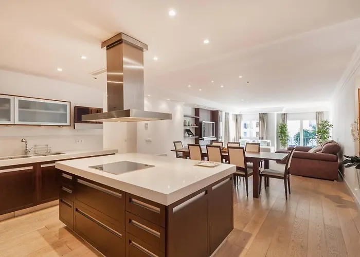 Bright Elegant 3bdr In Puerto Banus Appartamento